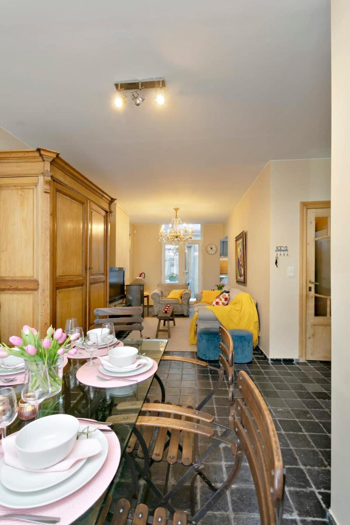Huswell - Charming Town House In Historic Center Of Ferienhaus